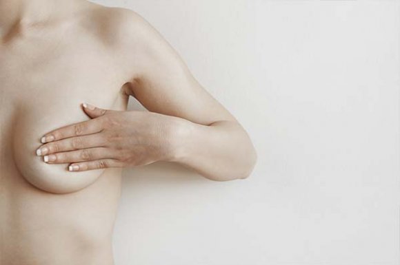 Lifting mammaire & prothèse - Dr Romain AIMARD - Lyon